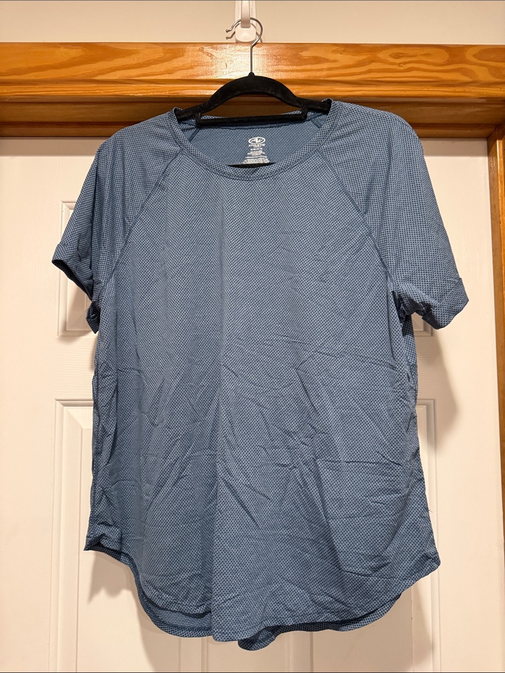 Athletic Works Blue Short-Sleeve Scoop-Hem Performance Tee